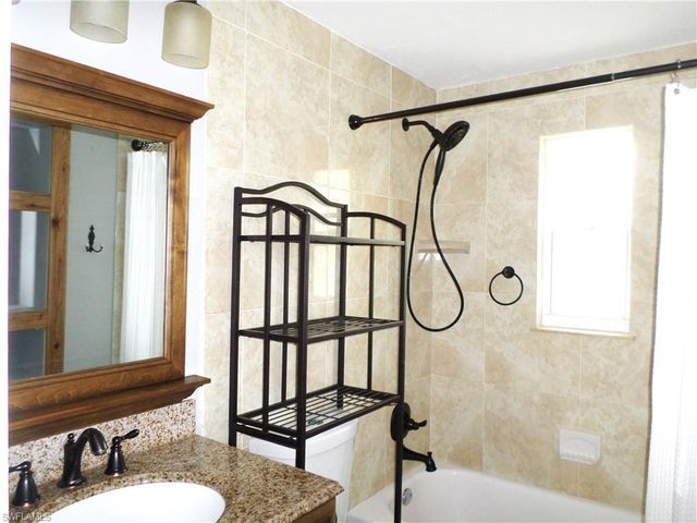 4436 Poinsettia ST, Fort Myers, FL 33905