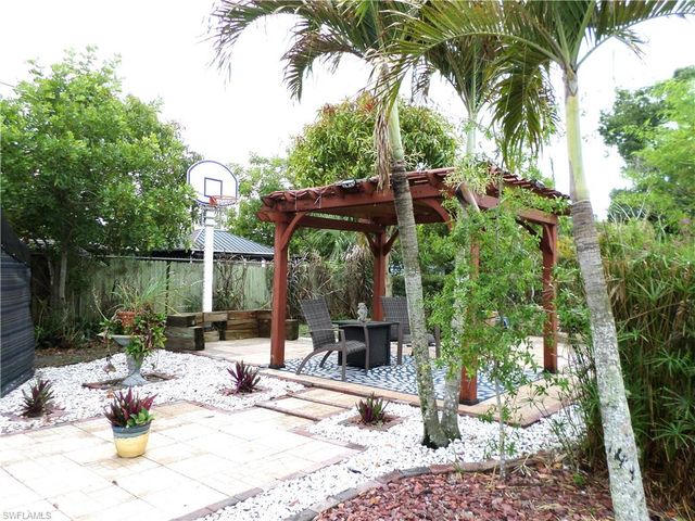 4436 Poinsettia ST, Fort Myers, FL 33905