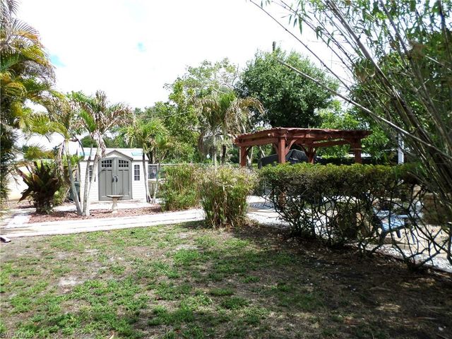 4436 Poinsettia ST, Fort Myers, FL 33905