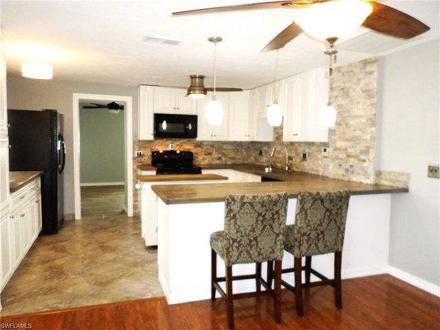 4436 Poinsettia ST, Fort Myers, FL 33905