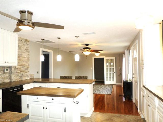 4436 Poinsettia ST, Fort Myers, FL 33905