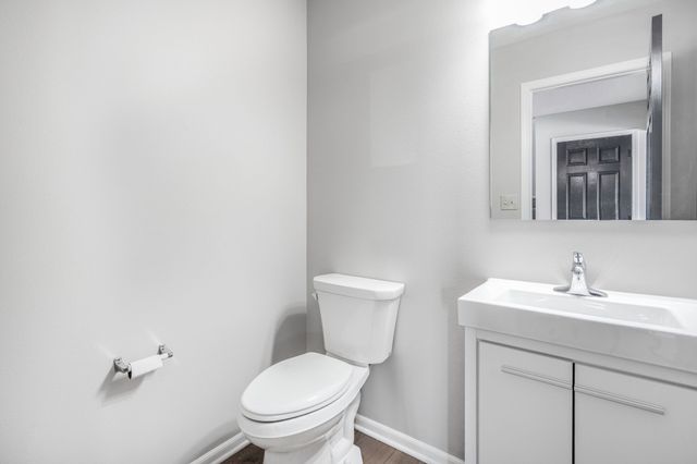 827 SW Springfield Drive, Ankeny, IA 50023