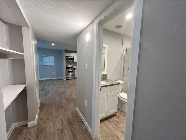 2810 Beauchamp Street 19, Houston, TX 77009