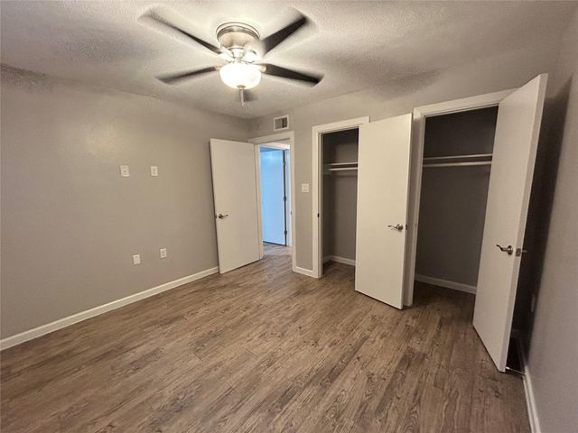 2810 Beauchamp Street 19, Houston, TX 77009