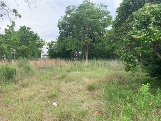 3033 Texas Avenue, Galveston, TX 77590