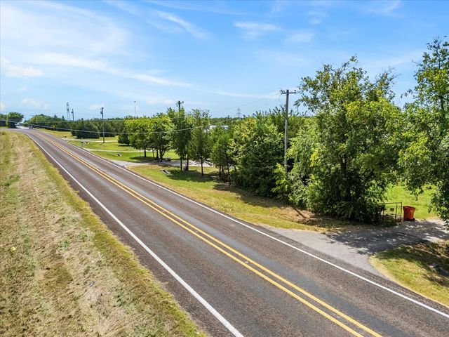 976 Fm 2194, Farmersville, TX 75442