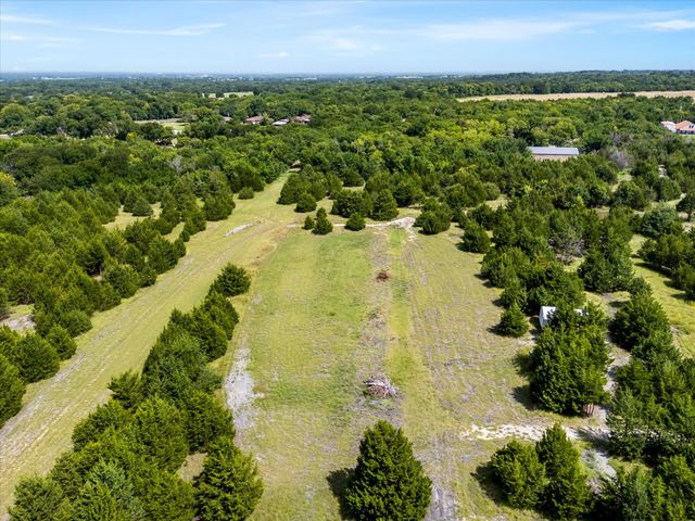976 Fm 2194, Farmersville, TX 75442
