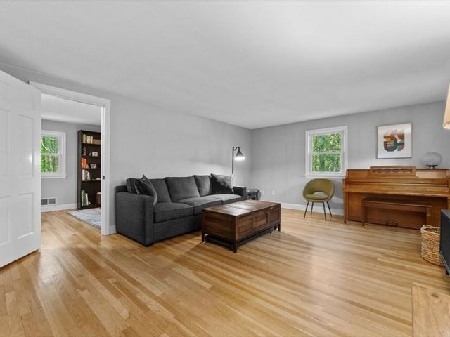 29 Drum Lane, Sudbury, MA 01776