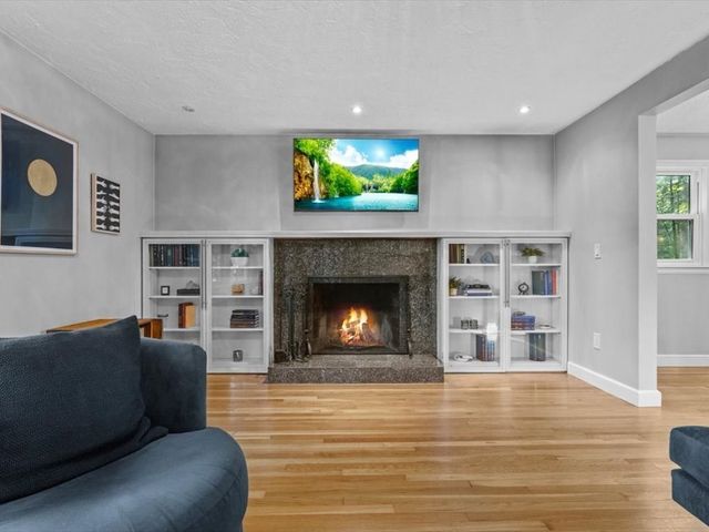 29 Drum Lane, Sudbury, MA 01776