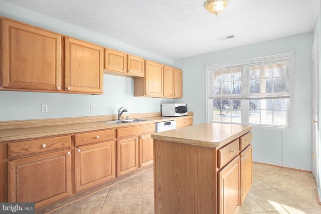 14671 DEEPWOOD LN, Nokesville, VA 20181