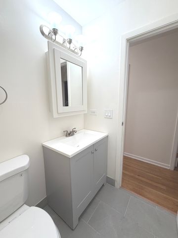 6638 Hazel Street, Morton Grove, IL 60053