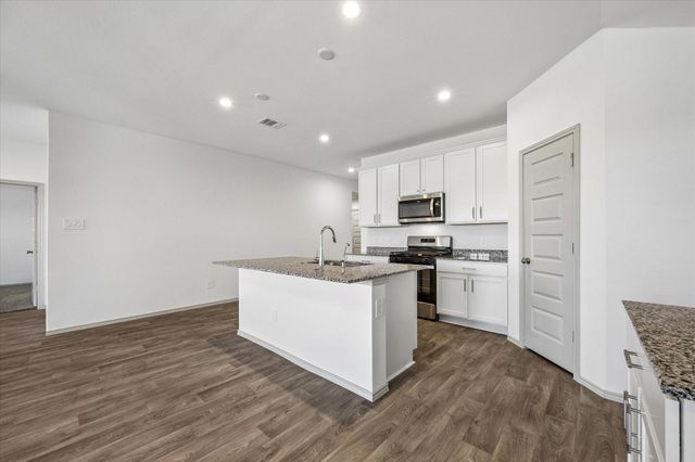 3505 Rockefeller Rd, Texas City, TX 77591