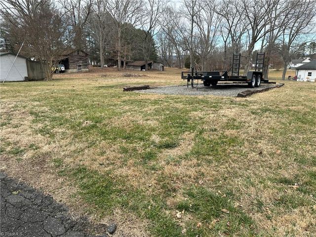 1919 Westfield Road, Mount Airy, NC 27030