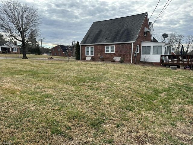 1919 Westfield Road, Mount Airy, NC 27030