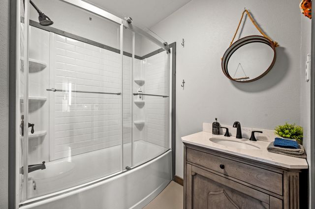 28531 Paradise Manor DR, Marble Falls, TX 78654