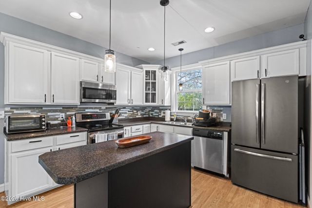 2398 Catherine Lake Road, Richlands, NC 28574