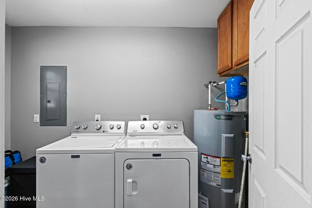 2398 Catherine Lake Road, Richlands, NC 28574