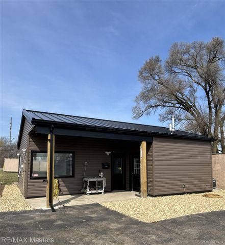 16313 Telegraph Rd., Taylor, MI 48180