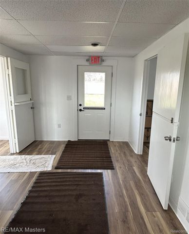 16313 Telegraph Rd., Taylor, MI 48180