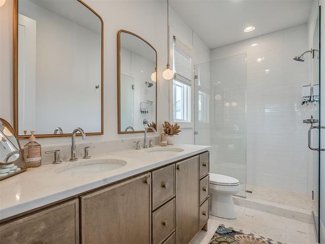 51 Lower Greenway A, Carlton Landing, OK 74432