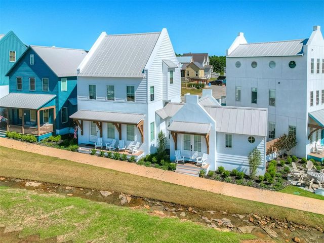 51 Lower Greenway A, Carlton Landing, OK 74432