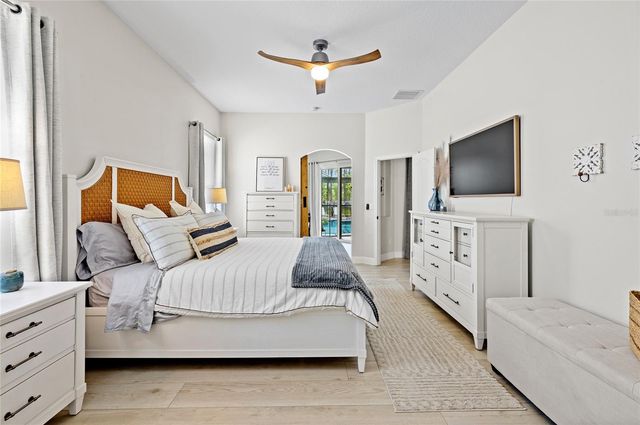 710 N HAMPTON DRIVE, Davenport, FL 33897