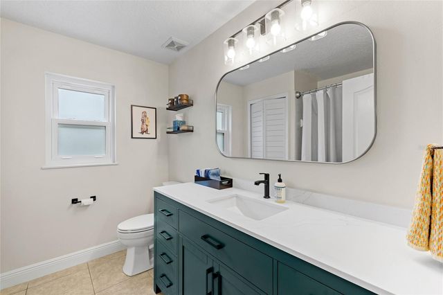 710 N HAMPTON DRIVE, Davenport, FL 33897