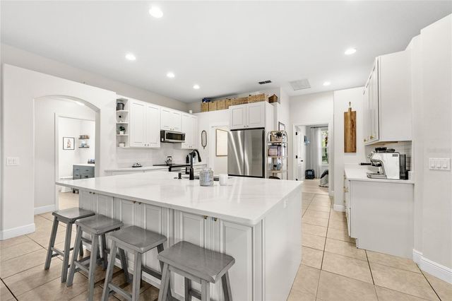 710 N HAMPTON DRIVE, Davenport, FL 33897