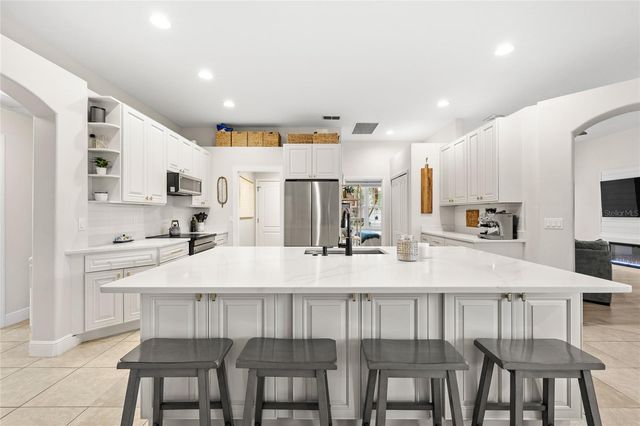 710 N HAMPTON DRIVE, Davenport, FL 33897