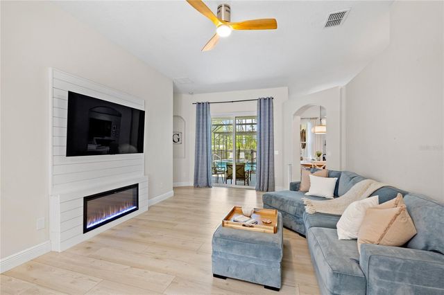 710 N HAMPTON DRIVE, Davenport, FL 33897