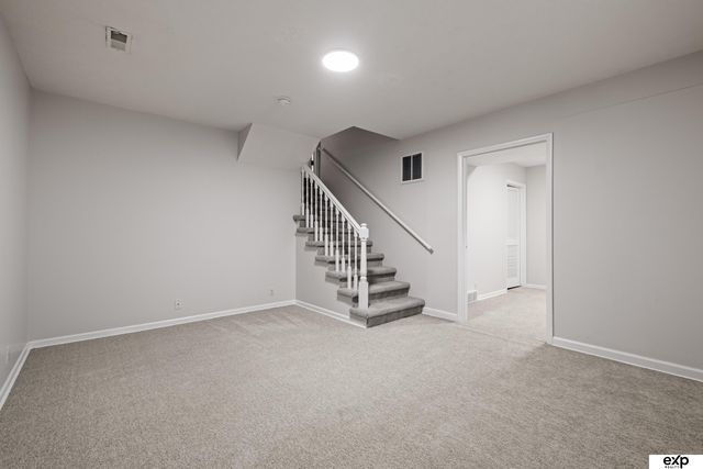 1315 S 169th Avenue, Omaha, NE 68130