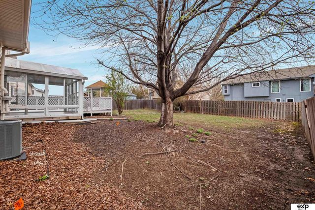 1315 S 169th Avenue, Omaha, NE 68130