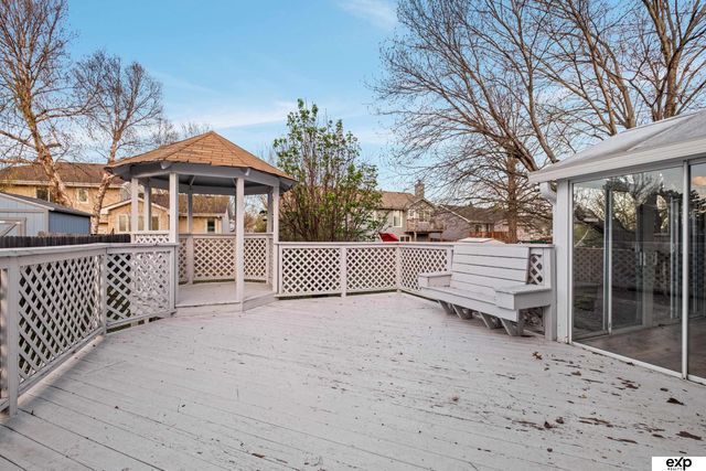 1315 S 169th Avenue, Omaha, NE 68130