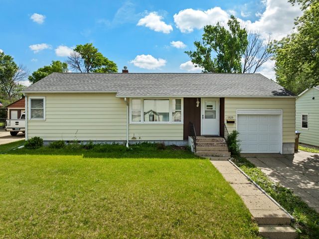 1525 Main St S, Minot, ND 58701