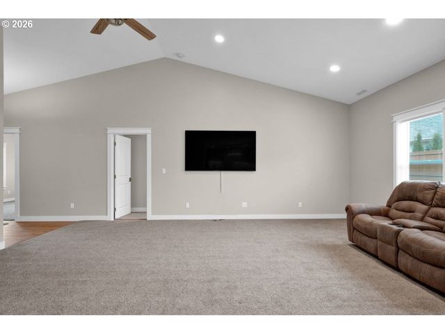 4080 CADDINGTON Ln, Florence, OR 97439