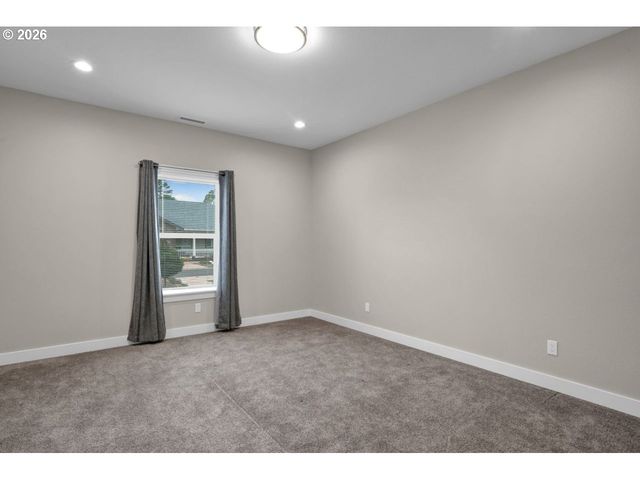 4080 CADDINGTON Ln, Florence, OR 97439