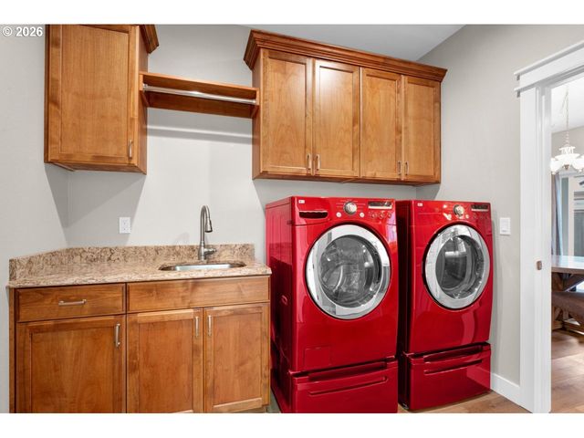 4080 CADDINGTON Ln, Florence, OR 97439