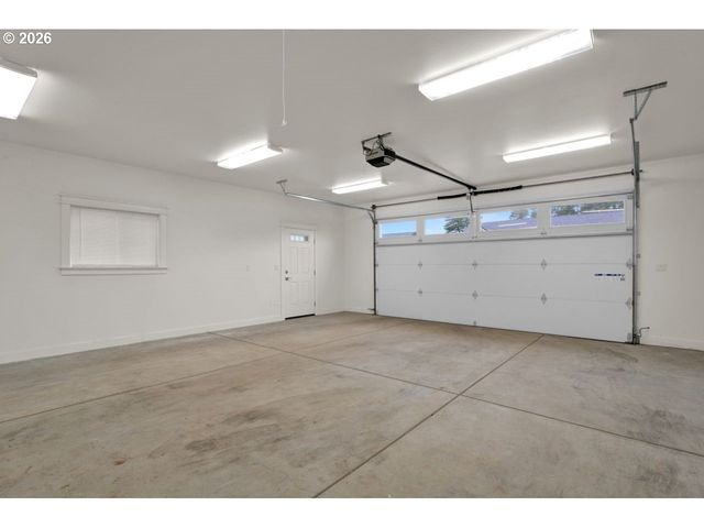 4080 CADDINGTON Ln, Florence, OR 97439