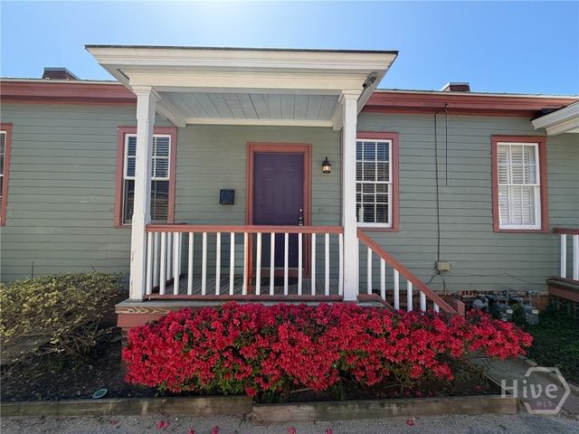 545 E Macon Street, Savannah, GA 31401