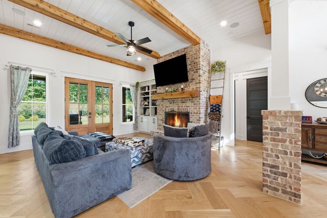 7451 Sleepy Hollow Rd, Fairview, TN 37062