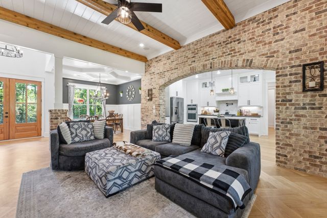 7451 Sleepy Hollow Rd, Fairview, TN 37062