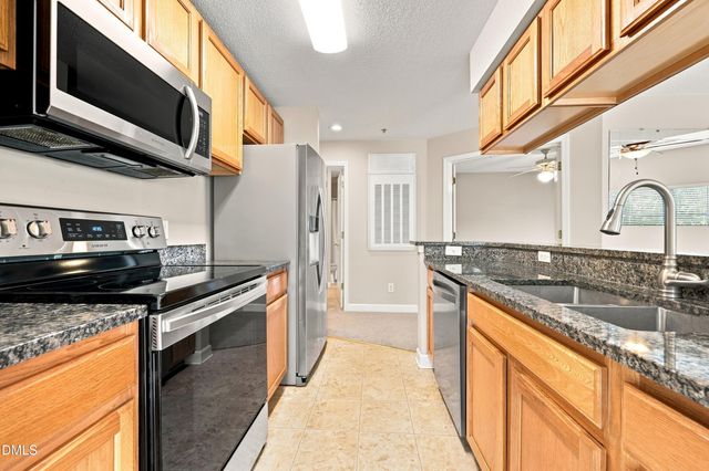 132 New Kent Place, Cary, NC 27511