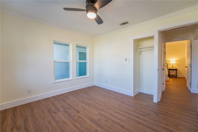 2853 Lawnview St, Corpus Christi, TX 78404