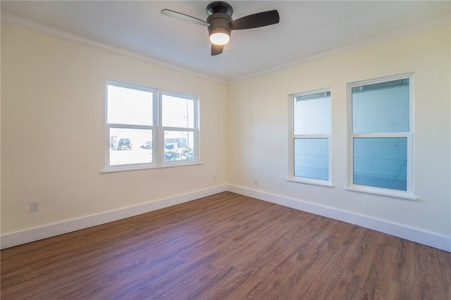 2853 Lawnview St, Corpus Christi, TX 78404