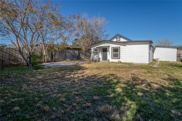 2853 Lawnview St, Corpus Christi, TX 78404