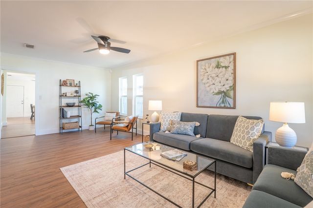 2853 Lawnview St, Corpus Christi, TX 78404