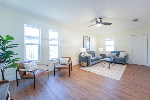 2853 Lawnview St, Corpus Christi, TX 78404