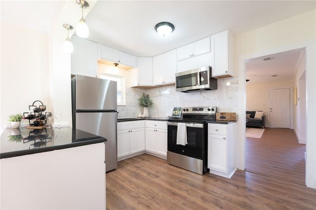 2853 Lawnview St, Corpus Christi, TX 78404