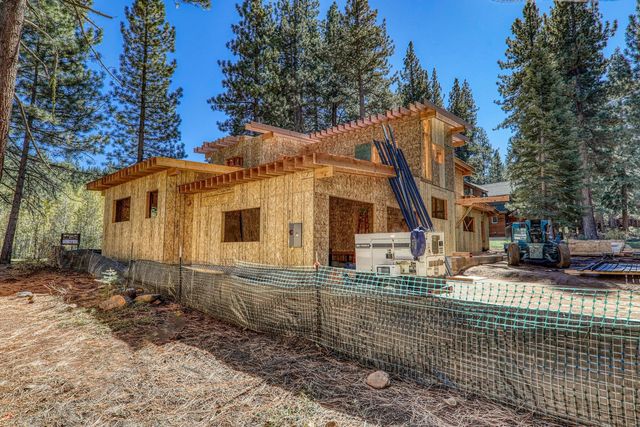 415 Lodgepole, Truckee, CA 96160