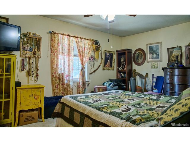 213 Culebra St, San Luis, CO 81152